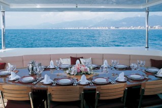 METSUYAN - Aft Deck Dining